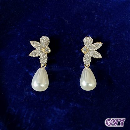 semi flower drop earrings wholesale